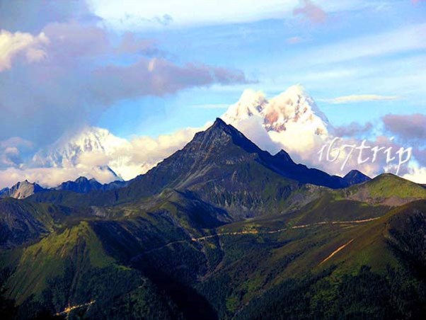 九寨沟雪山