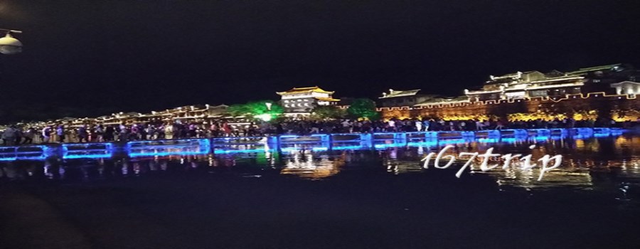 凤凰古城
